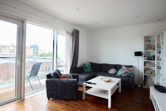 2 Bed Flat To Rent In Quarter House Battersea Reach Wandsworth Quarter House Battersea Reach Wandsworth Sw18