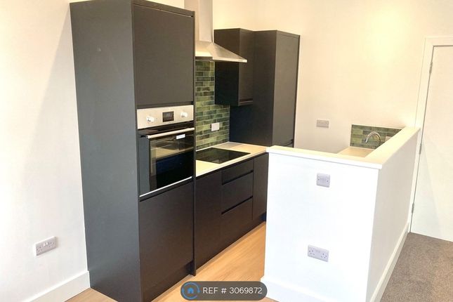 Flat, North Marine Road, Scarborough photo 4