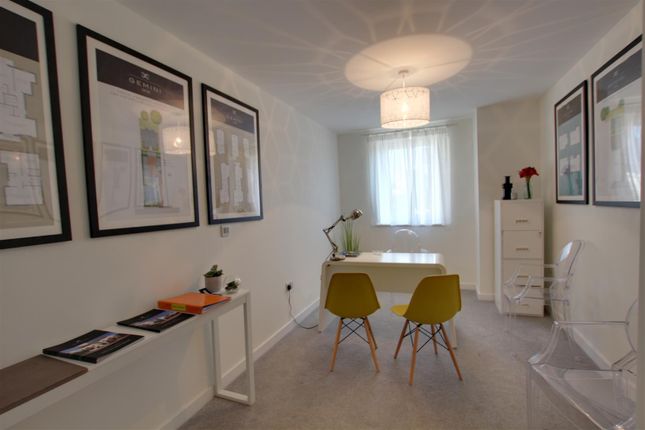 5 Helena Court,, Victoria Road, Burgess Hill photo 4