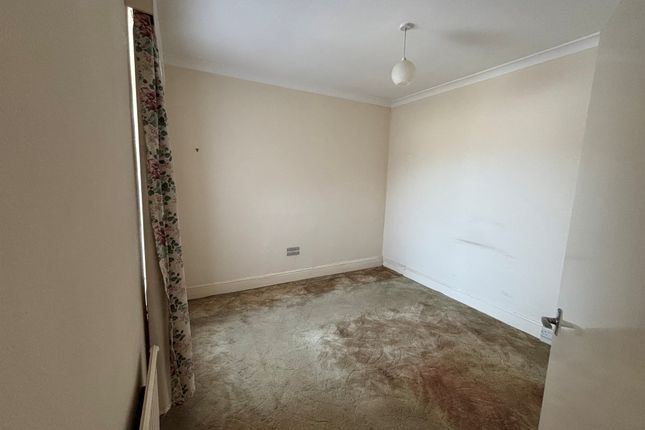 37, Ivor Street, Maesteg photo 3