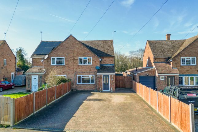 3-bed house on 11, Maud Janes Close, Ivinghoe, £525,000