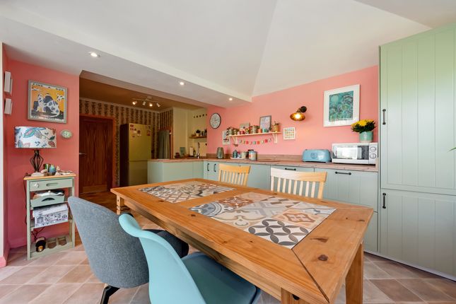 8, Clovelly Avenue, Felpham photo 4