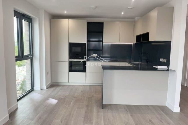 33darter001, Anax Street, London photo 4