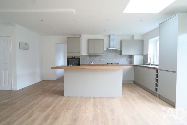 24, Grosvenor Road, Leamington Spa photo 4
