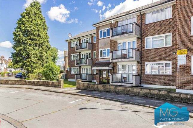 Thumbnail Flat for sale in Cranmer Road, Edgware
