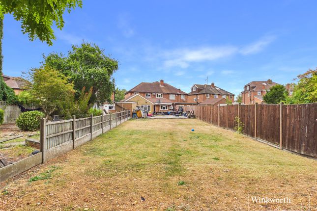84, Chiltern Crescent, Reading photo 2