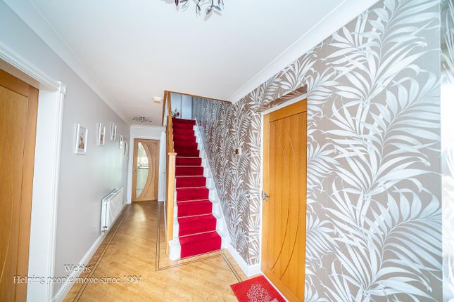 16, Bramwell Drive, Walsall photo 2