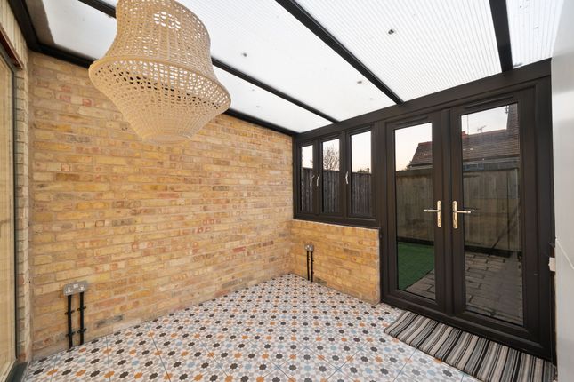 70 Vinery Road, Cambridge photo 4