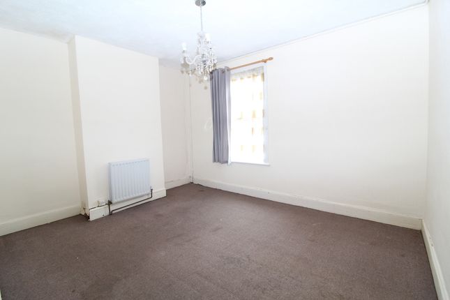 85, Skinner Street, Gillingham photo 5