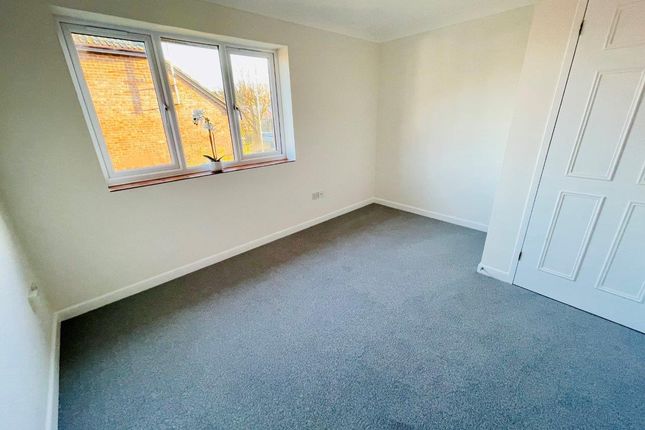 Flat to rent in Pittard Road, Basingstoke