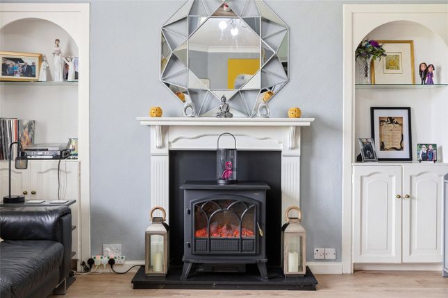 8, Sutherland Avenue, Stirlingshire photo 4