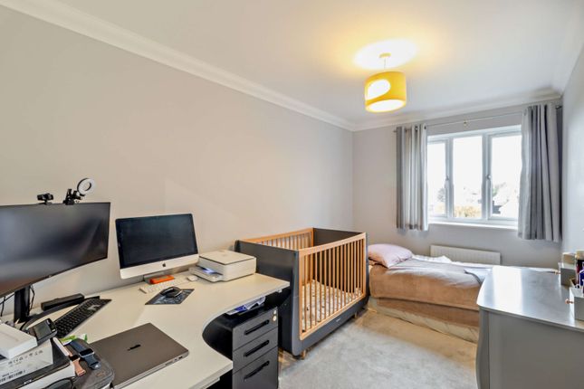 Bedroom &amp; Work Space