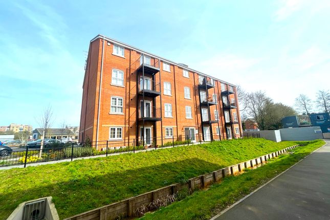 Thumbnail Flat to rent in Houghton Way, Bury St. Edmunds