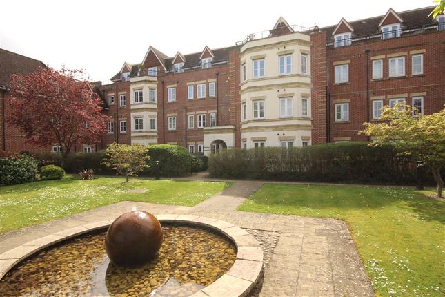Thumbnail Flat to rent in London Road, Guildford, Surrey