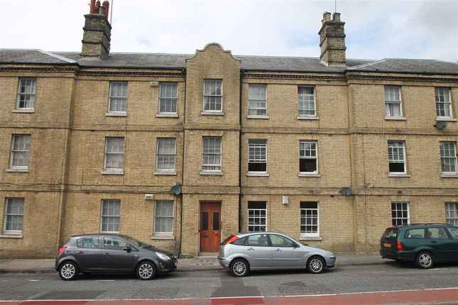 Thumbnail Flat to rent in Dock Road, Chatham