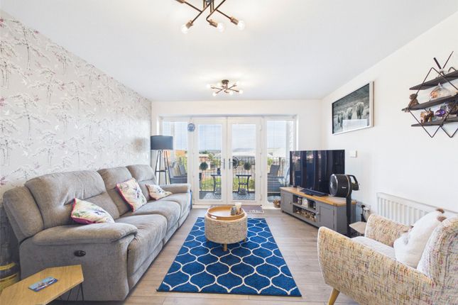 Flat 11, 12, Hobbs Way, Gloucestershire photo 2