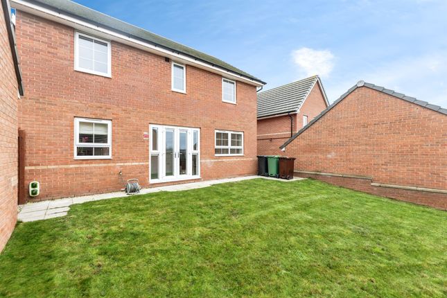 50, Perry Way, Leeds photo 2