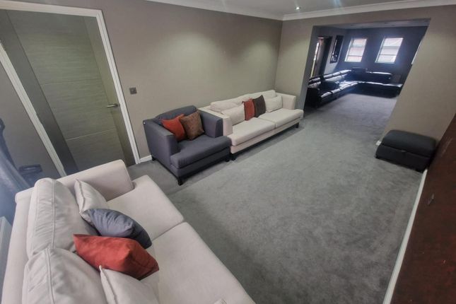 32 Bellflower Road, Leicester photo 4