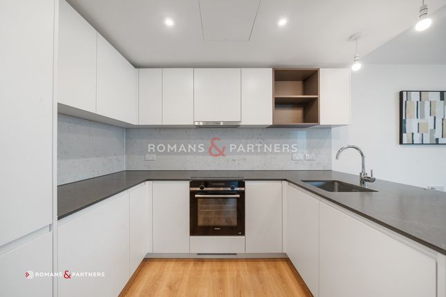 Flat 1604 OTQ, 222, Marsh Wall, London photo 5