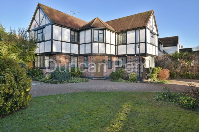 Thumbnail Detached house for sale in St Michaels Way, Potters Bar, Herts
