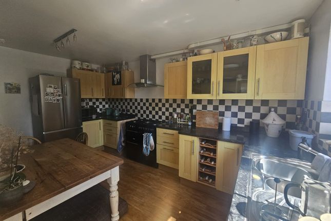 16 Benmoor Road, Poole photo 4