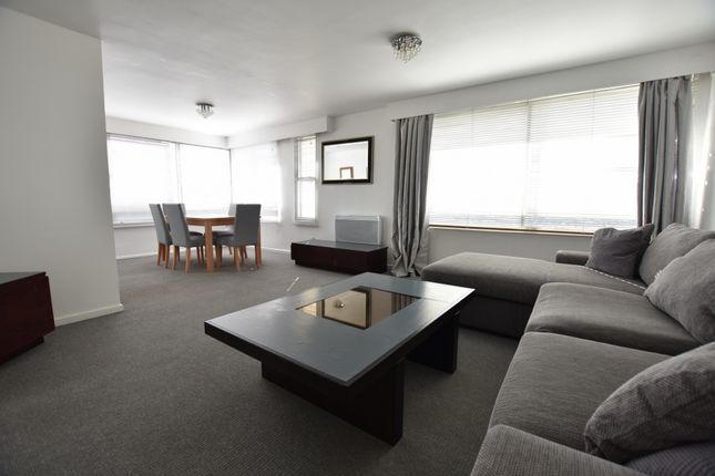 Thumbnail Flat to rent in The Mall, Bromley