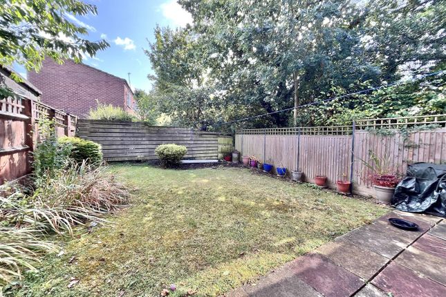 18, Budworth Walk, Wilmslow photo 4