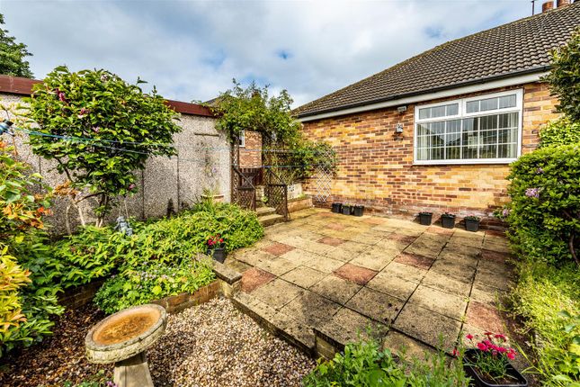 14, Devon Way, Brighouse photo 2