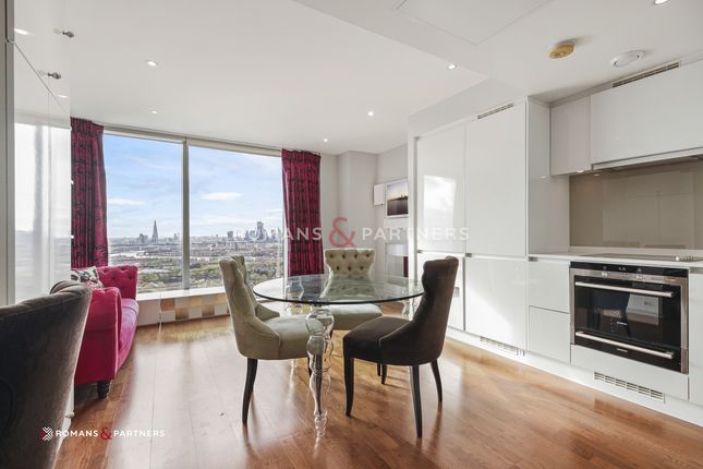Flat to rent in Landmark East, Canary Wharf