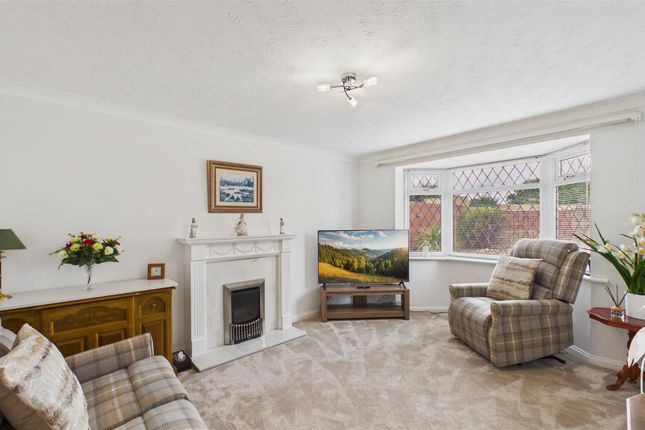 27, Stratton Close, Sunderland photo 2