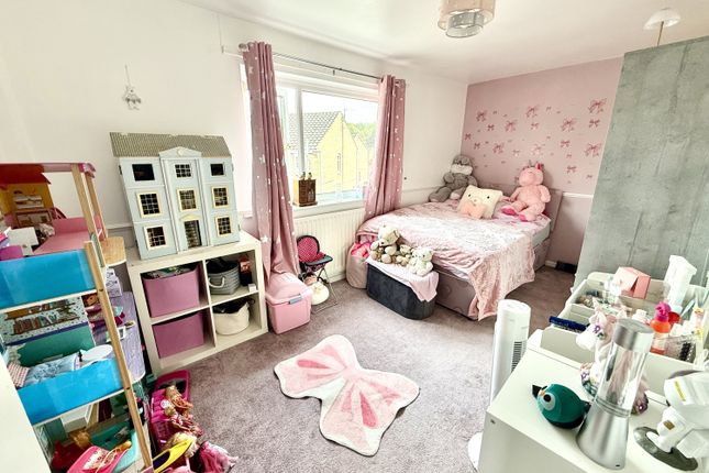 85, Mildenhall Close, Hartlepool photo 4