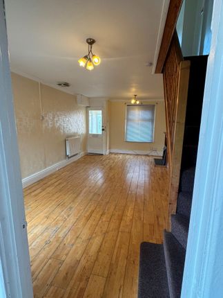 34 Devonshire Road, Dover photo 4