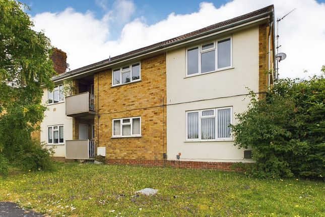 Flat for sale in Stag Hill, South Ham, Basingstoke