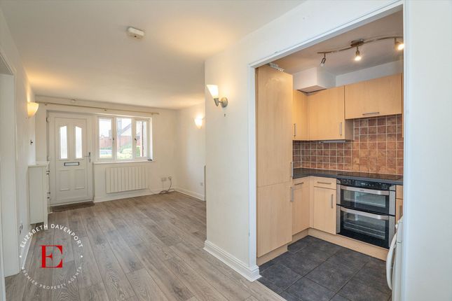 9 Alexandra Court, Kenilworth photo 4