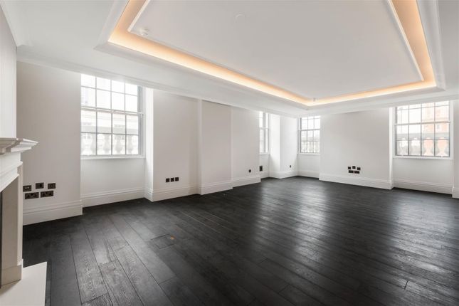 Thumbnail Flat to rent in Whitehall Place, London