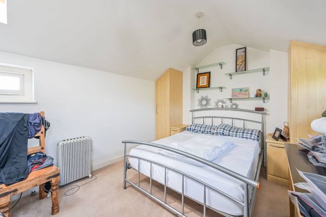 Flat for sale in The Renovation, Woolwich Manor Way, Silvertown, London