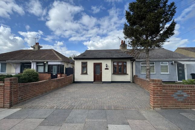 3-bed house on 67, Wells Avenue, Southend-on-sea, £275,000
