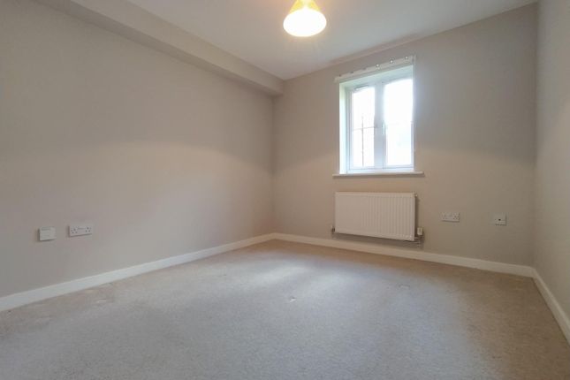 Flat to rent in Knights Maltings, Frome