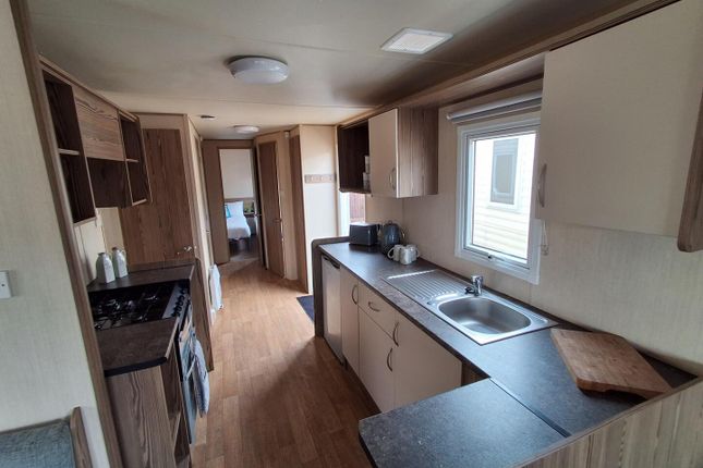 ABI Horizon, Coopers Beach Holiday Park, Church Lane, Colchester photo 4