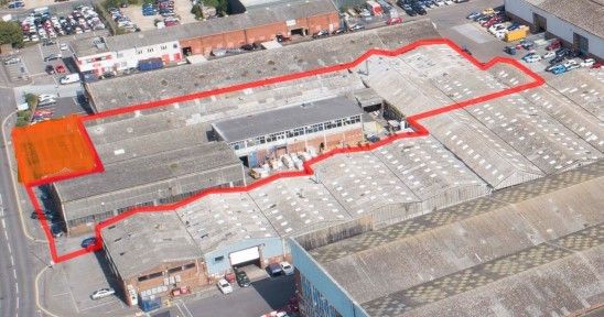 Thumbnail Warehouse to let in Unit 3, Quarrywood Industrial Estate, Mills Road, Aylesford, Kent