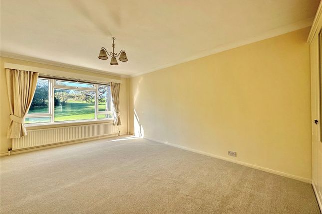Flat 21, Linkswood,, Compton Place Road, East Sussex photo 3