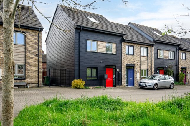 Town house for sale in Archer Close, York