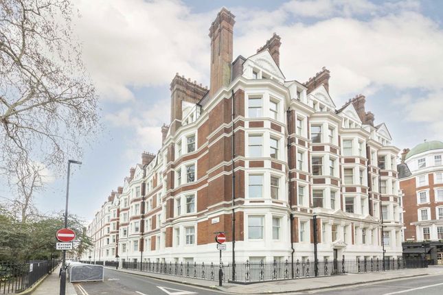 2-bed flat on 81, Ridgmount Gardens, London, £650,000