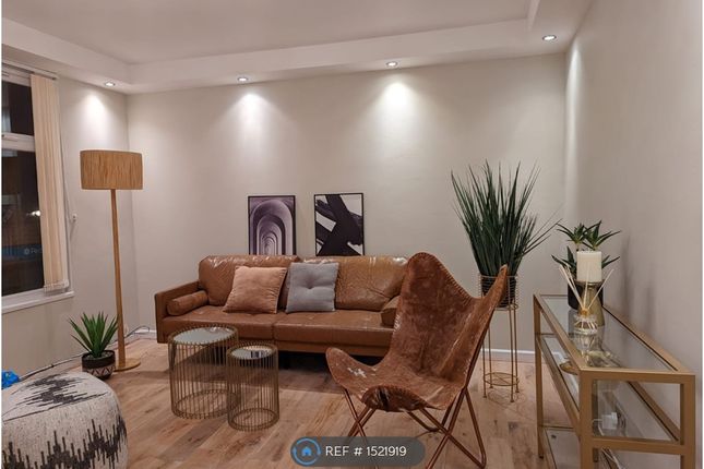 Thumbnail Flat to rent in Oliver Road, London