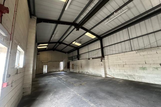 Warehouse to let in Road, Melton Mowbray, Leicestershire
