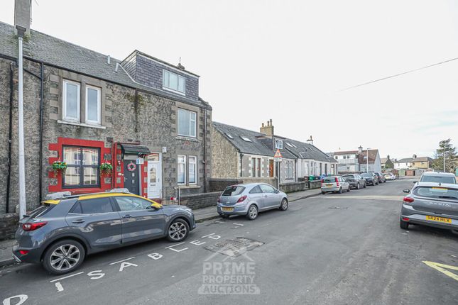 25, Erskine Street, Leven photo 2