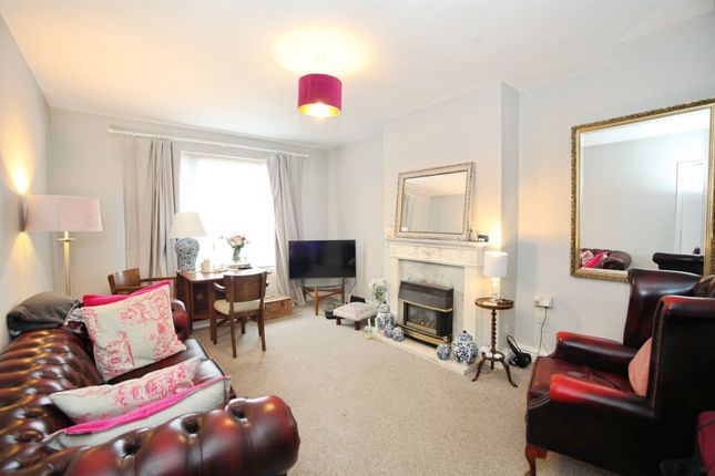81, Station Road, Cardiff photo 3