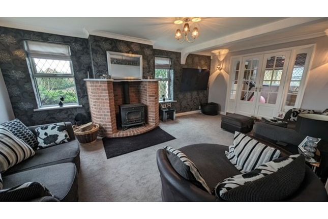 Detached house for sale in Mansfield Road, Sutton-In-Ashfield