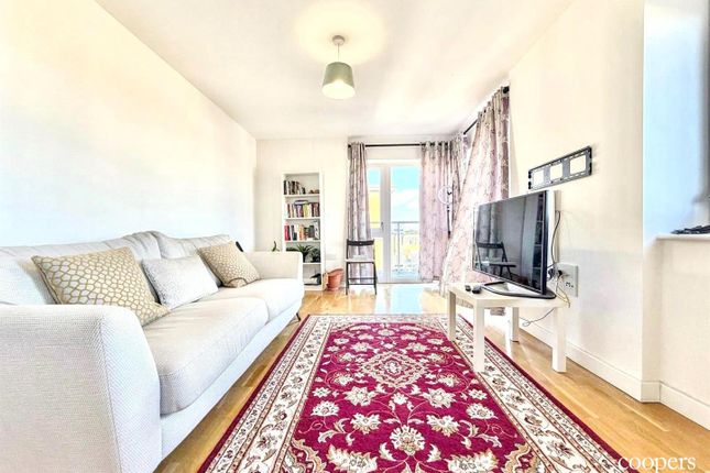 34 Windsor Court, 1 Pennyroyal Drive, West Drayton photo 2