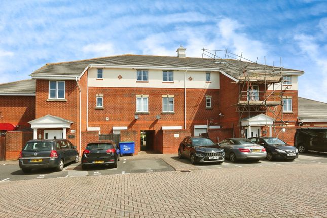 Thumbnail Flat for sale in Dartmouth Court, Priddys Hard, Gosport, Hampshire